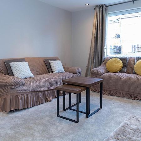 Penda Contractor And Leisure Guests Nottingham别墅 外观 照片