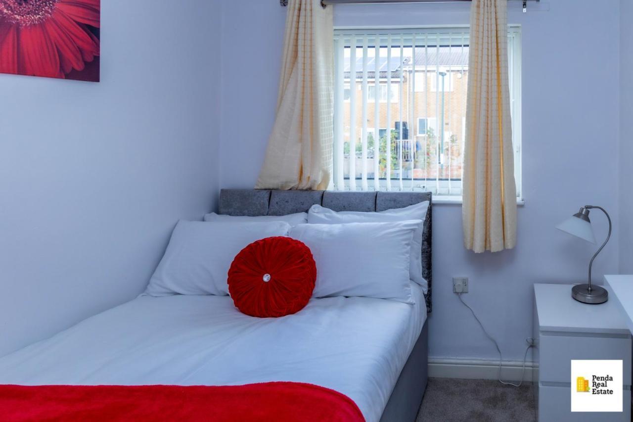 Penda Contractor And Leisure Guests Nottingham别墅 外观 照片
