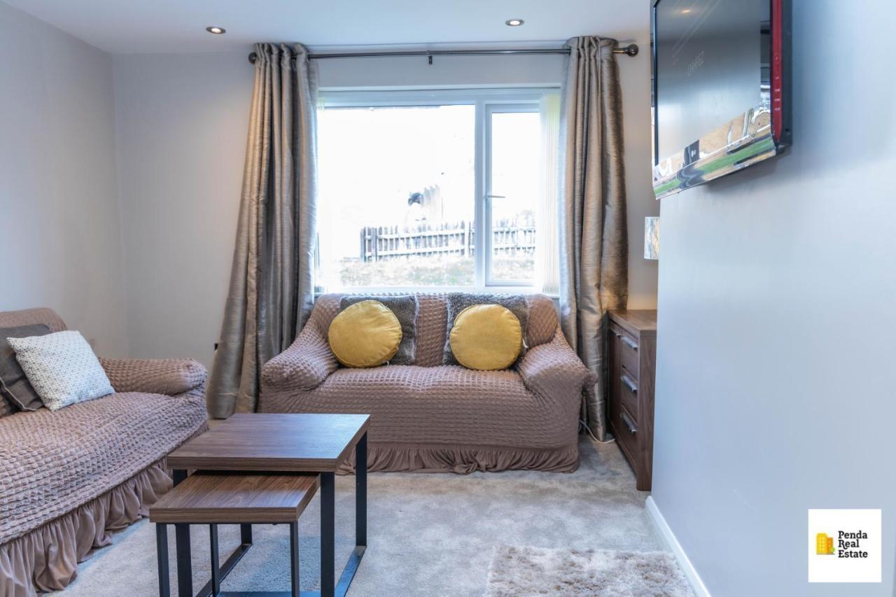 Penda Contractor And Leisure Guests Nottingham别墅 外观 照片